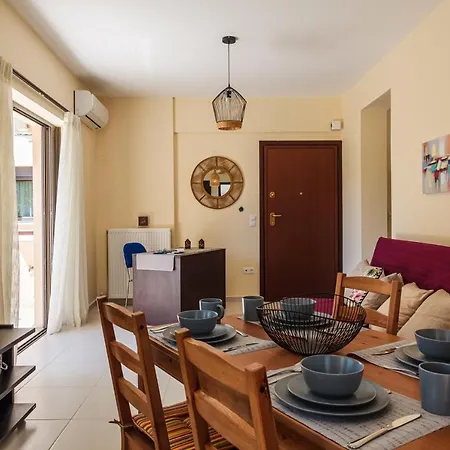 Seaside Wonder Armonia - A Step Away To The Beach Apartment *